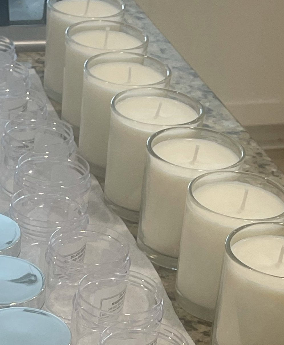 Massage Candle 8 oz...smells amazing š¤©